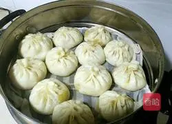 Illustration of how to make beef and radish buns 9