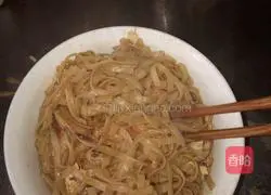 Illustration of how to make fried noodles 10