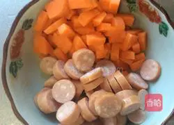 Falafel Illustration of how to do it 1