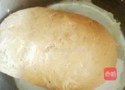 Illustration of how to make steamed buns stuffed with brown sugar and jujube paste 2