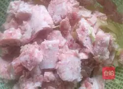  Illustration of how to make stuffed buns with potatoes, cabbage, minced meat, mushrooms and cauliflower 1