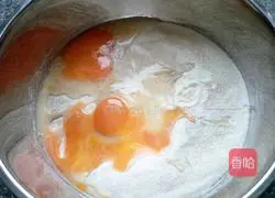 Milk-flavored soybean steamed buns recipe 5