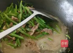 Illustration of how to make beans and pork noodles 6