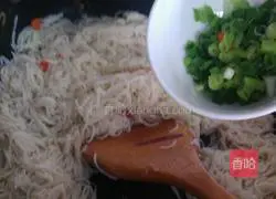 Simple fried noodles recipe 15