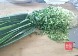 Illustration of how to make lard dumplings 2