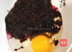 Illustration of how to make seaweed egg pancake 3