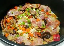 Illustration of how to cook sausage and rice 8