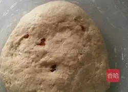 Illustration of how to cut steamed buns with brown sugar knife 2