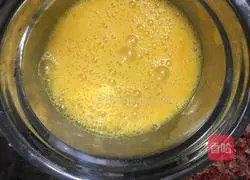 Illustration of how to make egg fried rice 2