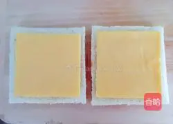 Cheese and ham Illustration of how to make a sandwich 3