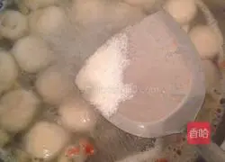 Illustration of how to make banana glutinous rice balls 9