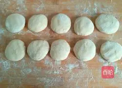 Illustration of how to make celery and pork patties 9