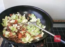 Illustration of how to make five-color fried noodles 5