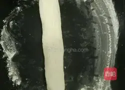 Illustration of how to make bean paste steamed buns 5