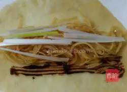 Illustration of how to make glutinous rice rolls 20