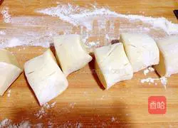 Illustration of how to make cornmeal steamed buns 8