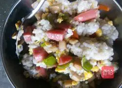 Illustration of how to make fried rice 10