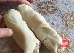 Huahua.Illustration of making bean paste and almond shortbread 1