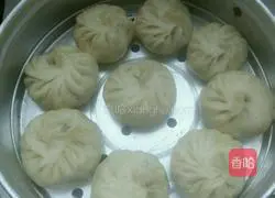 Baozi...Illustration of how to make alfalfa egg vermicelli filling 19