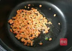 Illustration of how to make colorful egg fried rice 3