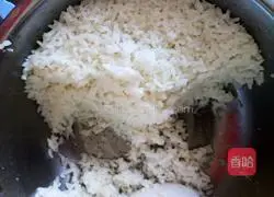 Illustration of how to make curry fried rice 3