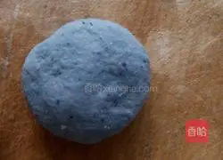 Illustration of how to make purple cabbage sweet steamed buns 11