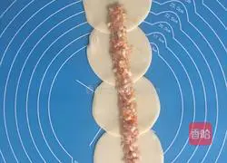 Illustration of how to make rose dumplings 3