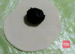 Illustration of how to make vegetable beef patties 13