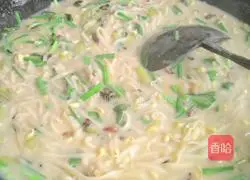 Illustration of making noodles 8