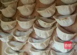 Illustration of how to make shepherd's purse dumplings 4