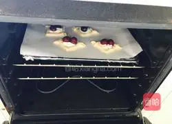 Danish pastry Illustration of how to make cakes 7