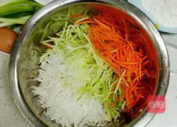 Illustration of how to make pan-fried radish pancake 2