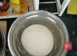 白Illustration of how to make steamed buns 1
