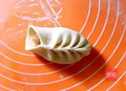 Illustration of how to make mutton and radish stuffed buns 13