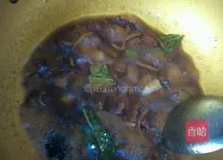 Illustration of how to make steamed beans and noodles 5