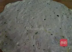 Illustration of how to make scallion pancakes 11