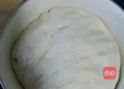 Illustration of how to make three fresh buns 2