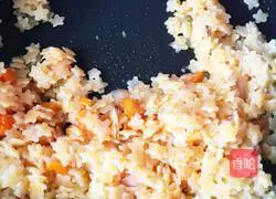 Creative Lotus Star Fried Noodles Recipe Illustration 7