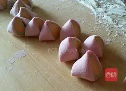 Illustration of how to make colorful dumplings 3