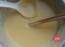 Illustration of how to make egg pancakes without lumps 2