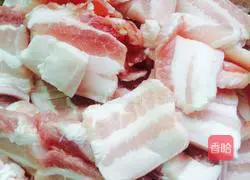 Illustration of how to make mushroom and pork dumplings 1