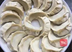 How to make leek and minced meat dumplings Illustration 11