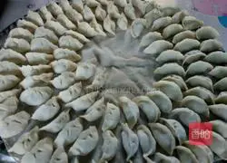 Dumplings stuffed with pickled cabbage Illustration of how to do it 8