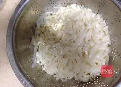 Tomato, egg, cabbage Illustration of how to make fried noodles 8