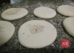 Small dough Sugar cake recipe 6