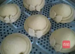 Little Straw Hat ~ Illustration of how to make pumpkin steamed buns 4