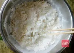 Illustration of how to make Yuhuang Mushroom and Pork Dumplings 15