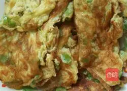 Illustration of how to make green pepper egg pancake 6