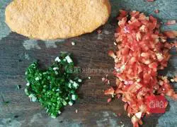 Illustration of how to make fried rice with eggs and chicken chop 2