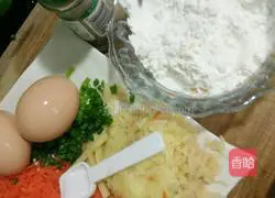  Illustration of how to make potato pancakes 1